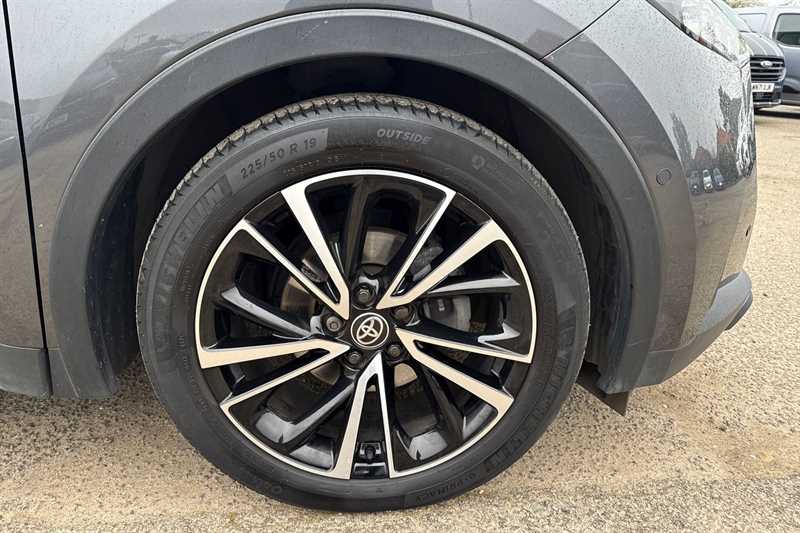 Used Toyota C-HR 2024 for sale - 77911426: Photo 9