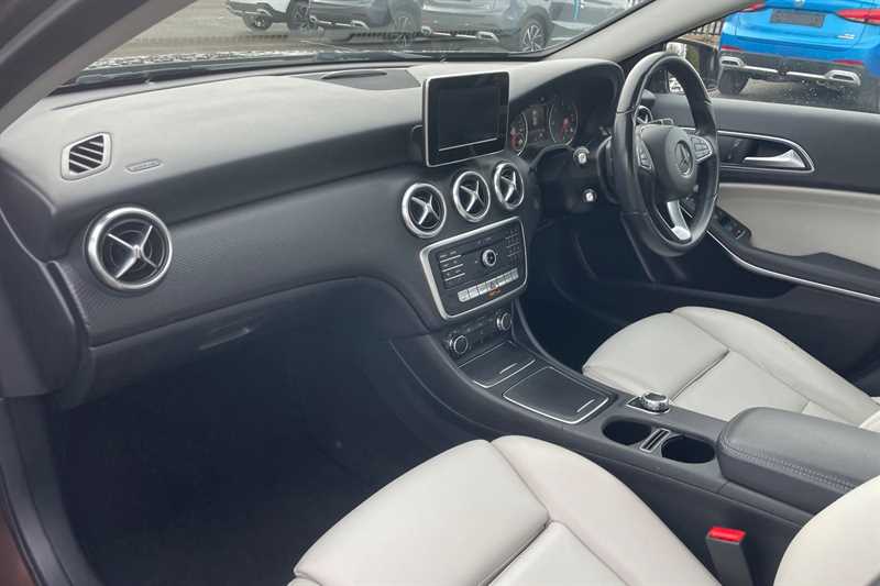 Used Mercedes-Benz A-Class 2017 for sale - 77146077: Photo 13