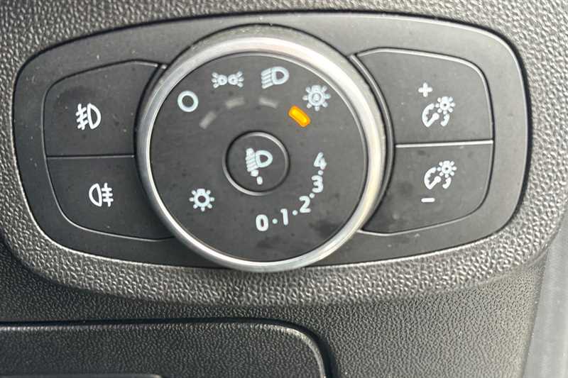 Used Ford Fiesta 2019 for sale - 77755799: Photo 25