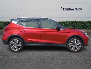 Used SEAT Arona 2023 for sale - 79397236: Photo
