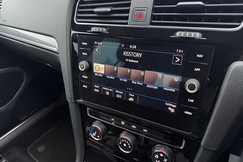 Used Volkswagen Golf 2019 for sale - 77755802: Photo 17