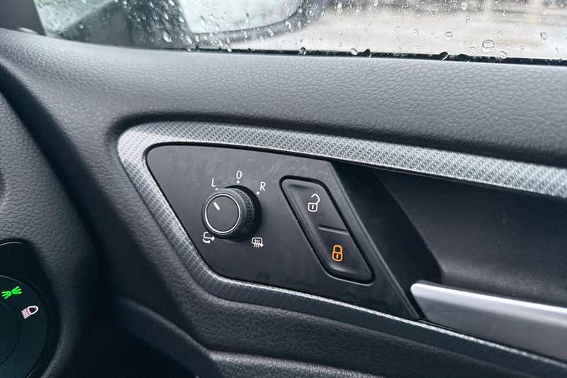 Used Volkswagen Golf 2019 for sale - 77755802: Photo 31