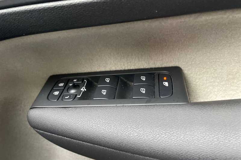 Used Volvo XC40 2020 for sale - 76574637: Photo 16