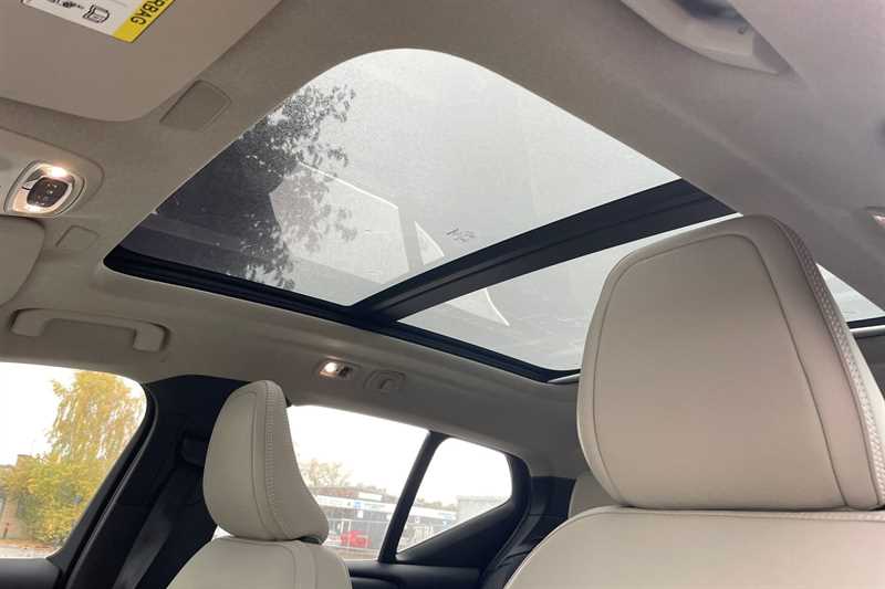 Used Volvo XC40 2020 for sale - 76574637: Photo 34