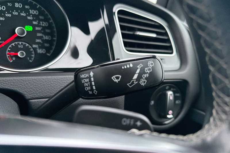 Used Volkswagen Golf for sale - 77471832: Photo 28