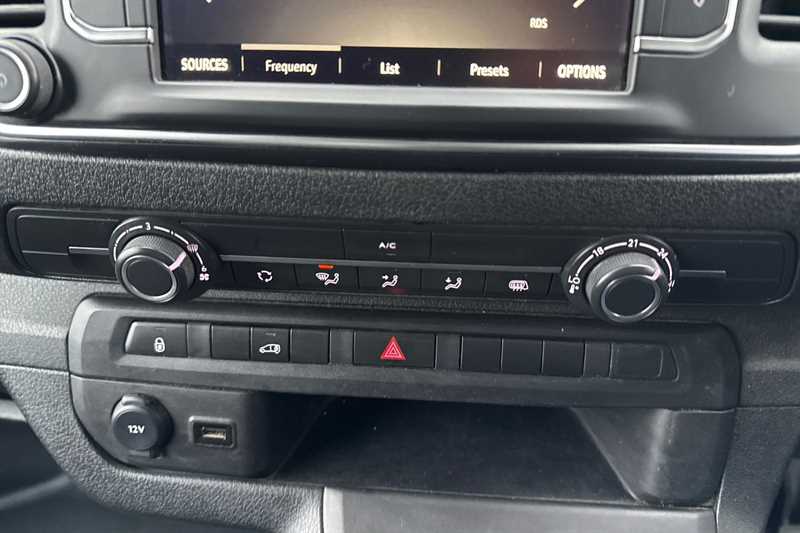 Used Vauxhall Vivaro 2023 for sale - 77513635: Photo 13