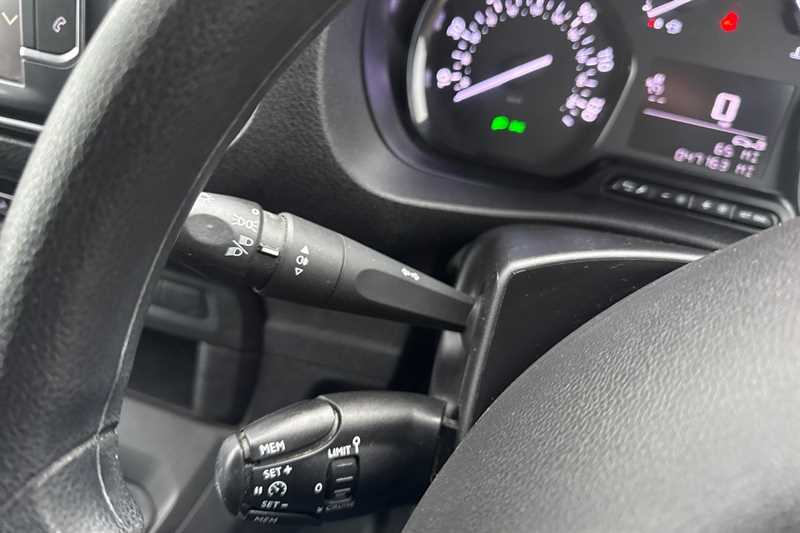 Used Vauxhall Vivaro 2023 for sale - 77513635: Photo 19