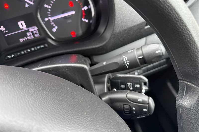 Used Vauxhall Vivaro 2023 for sale - 77513635: Photo 20