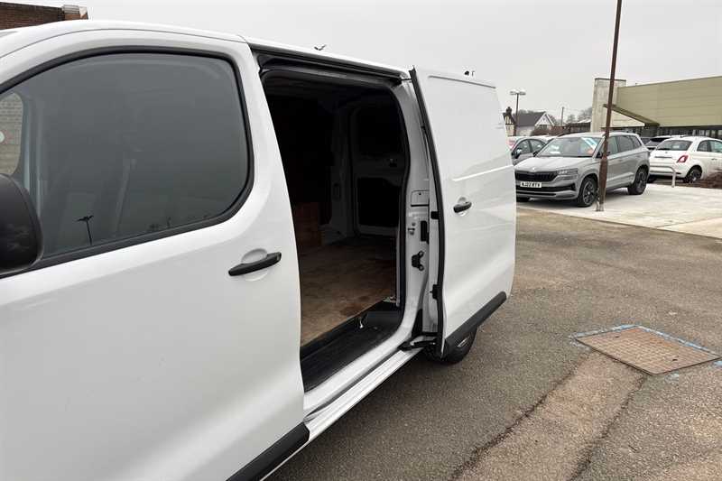 Used Vauxhall Vivaro 2023 for sale - 77513635: Photo 23