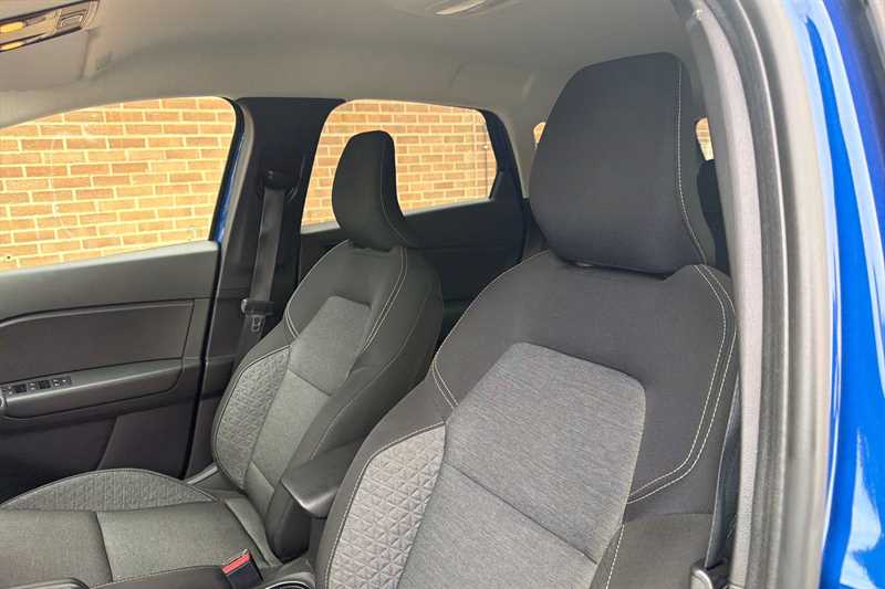 Used Renault Captur 2023 for sale - 78187184: Photo 34