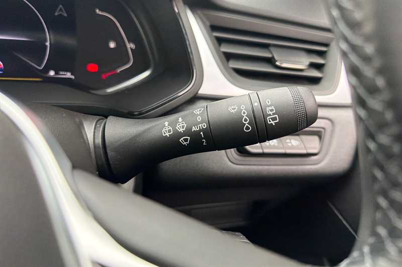 Used Renault Captur 2023 for sale - 78187184: Photo 36