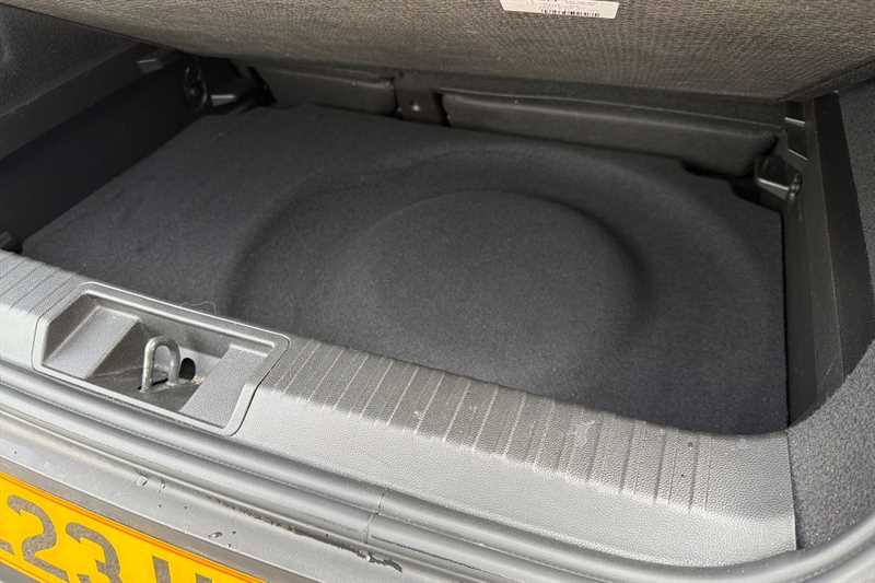 Used Renault Captur 2023 for sale - 78187184: Photo 46