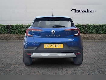 Used Renault Captur 2023 for sale - 78187184: Photo