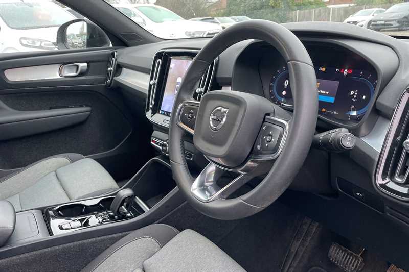 Used Volvo XC40 2023 for sale - 77513471: Photo 10