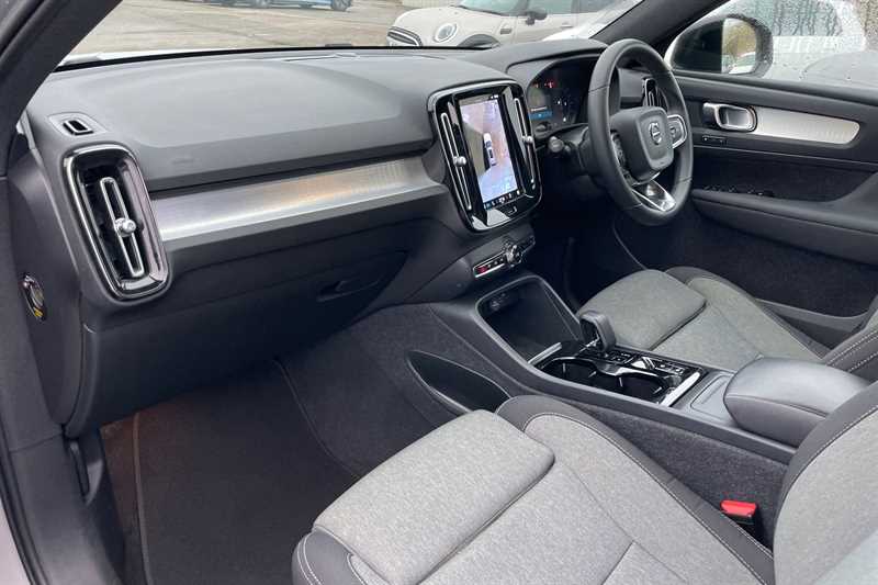 Used Volvo XC40 2023 for sale - 77513471: Photo 13