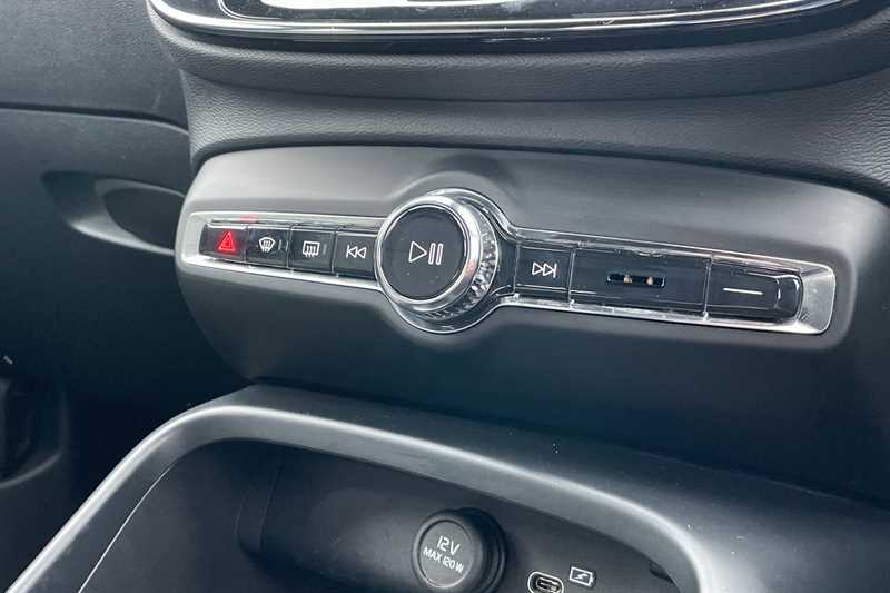 Used Volvo XC40 2023 for sale - 77513471: Photo 15