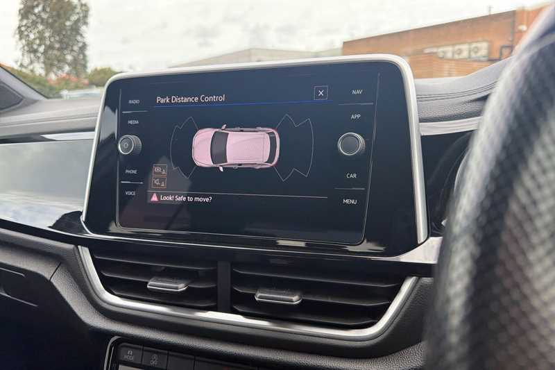 Used Volkswagen T-Roc 2023 for sale - 77513765: Photo 19