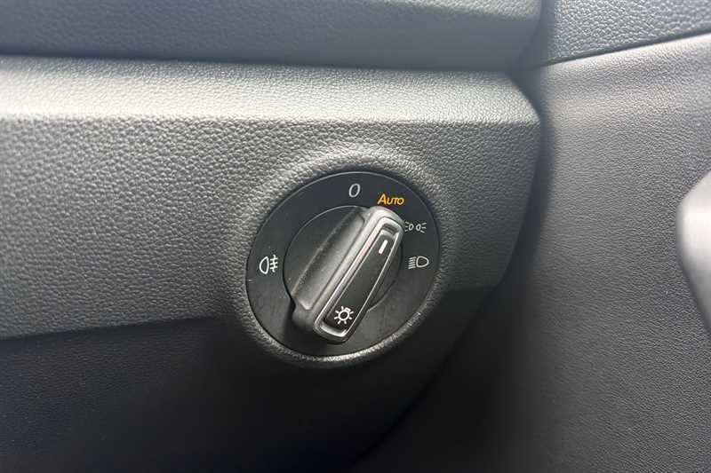 Used Volkswagen T-Roc 2023 for sale - 77513765: Photo 36