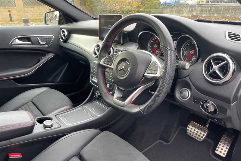 Used Mercedes-Benz GLA 2020 for sale - 76574606: Photo 10