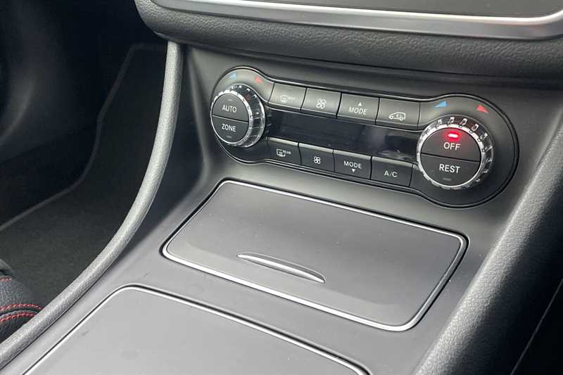 Used Mercedes-Benz GLA 2020 for sale - 76574606: Photo 43