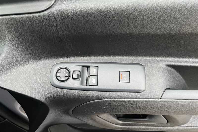 Used Vauxhall Combo 2023 for sale - 77472029: Photo 16