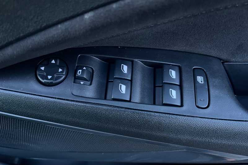 Used Vauxhall Crossland 2022 for sale - 77219012: Photo 16