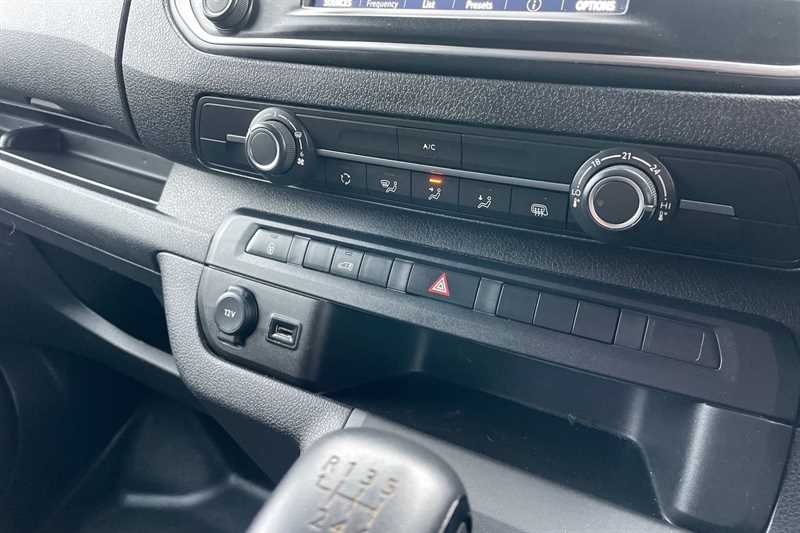 Used Vauxhall Vivaro 2023 for sale - 77911445: Photo 15