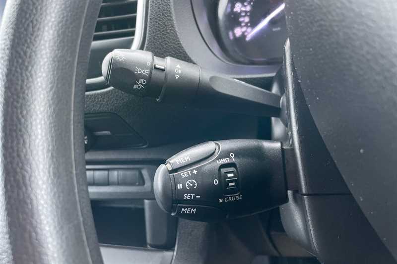 Used Vauxhall Vivaro 2023 for sale - 77911445: Photo 21