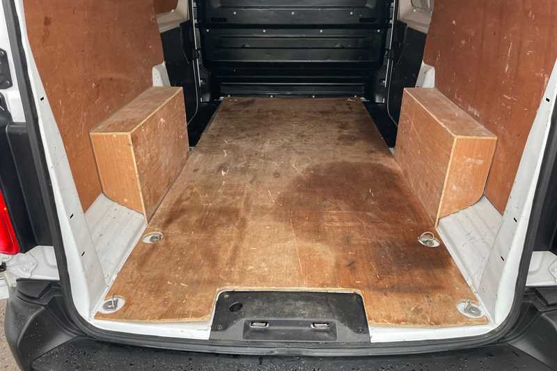 Used Vauxhall Vivaro 2023 for sale - 77911445: Photo 30