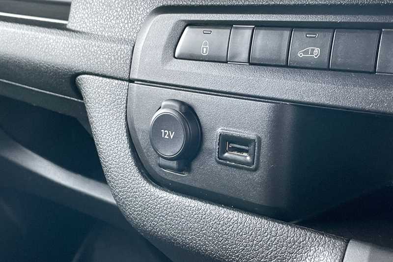 Used Vauxhall Vivaro 2023 for sale - 77911445: Photo 32