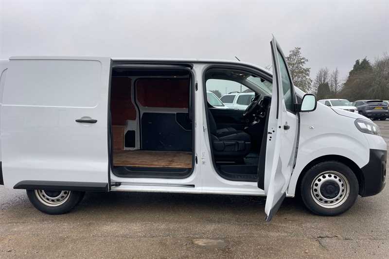 Used Vauxhall Vivaro 2023 for sale - 77911445: Photo 42