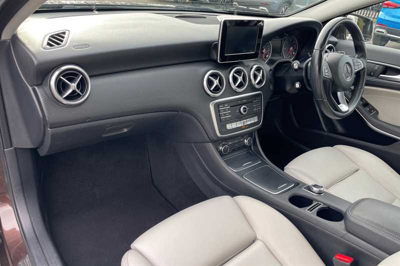 Used Mercedes-Benz A-Class 2017 for sale - 77513625: Photo 36