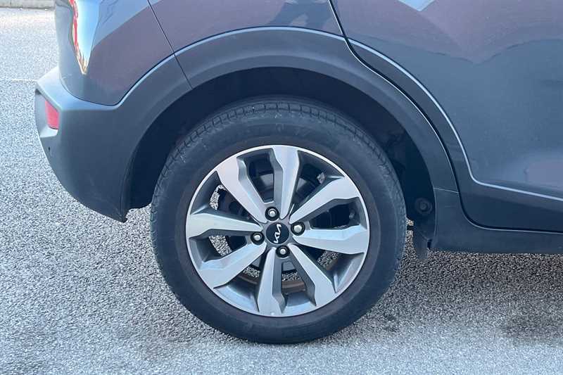 Used Kia Stonic 2022 for sale - 77414132: Photo 33