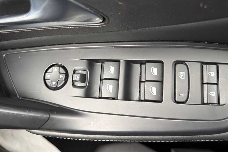 Used Peugeot 308 2023 for sale - 77513572: Photo 16