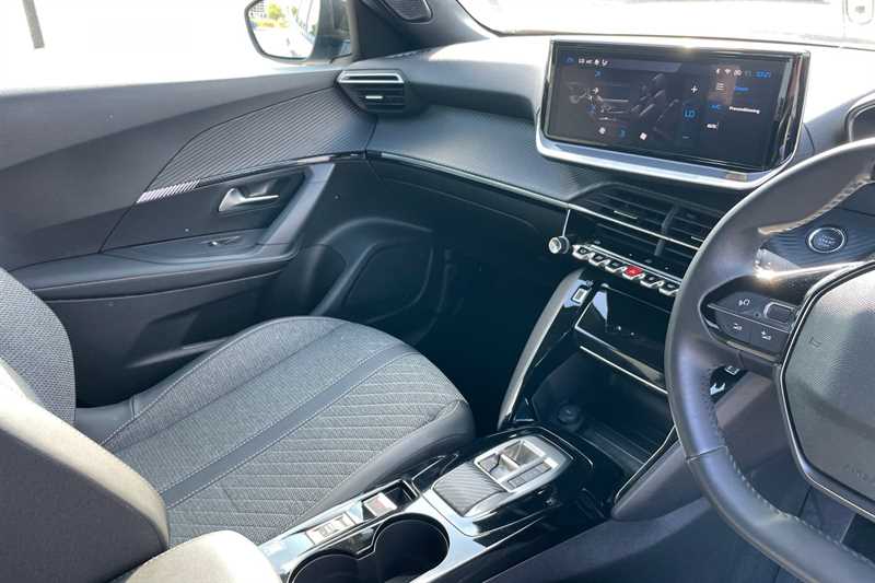 Used Peugeot E-2008 2024 for sale - 76587141: Photo 13