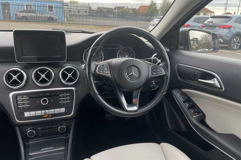 Used Mercedes-Benz A-Class 2017 for sale - 77786444: Photo 11