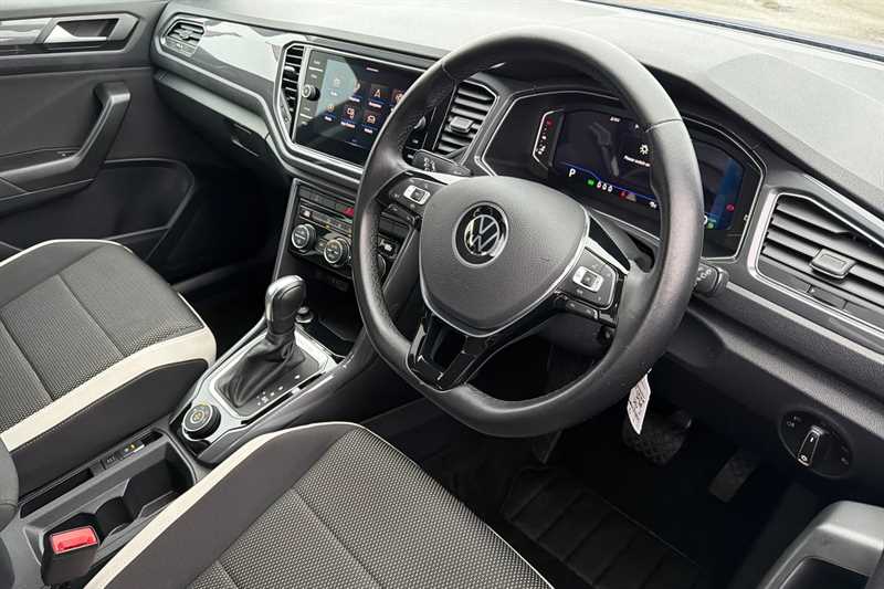 Used Volkswagen T-Roc 2021 for sale - 77471401: Photo 10
