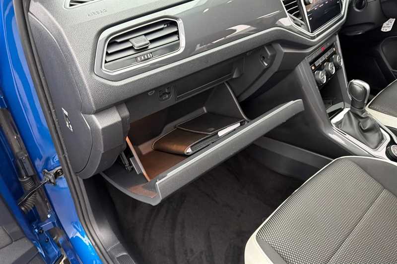 Used Volkswagen T-Roc 2021 for sale - 77471401: Photo 31