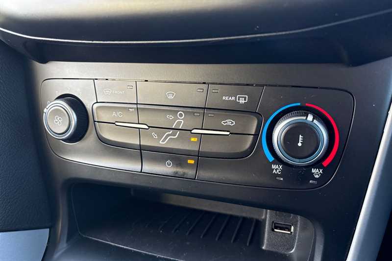 Used Ford Focus 2018 for sale - 76901719: Photo 15