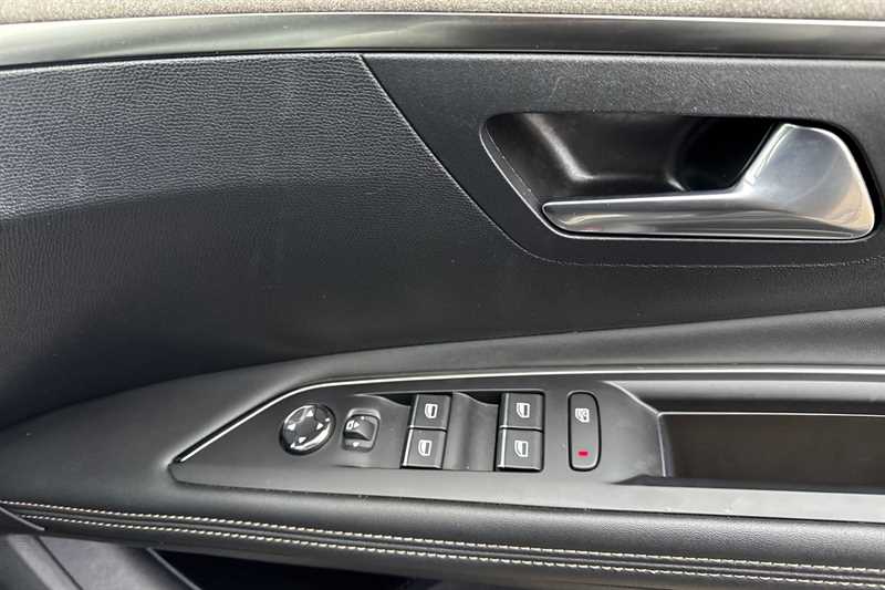 Used Peugeot 3008 2023 for sale - 77471985: Photo 16