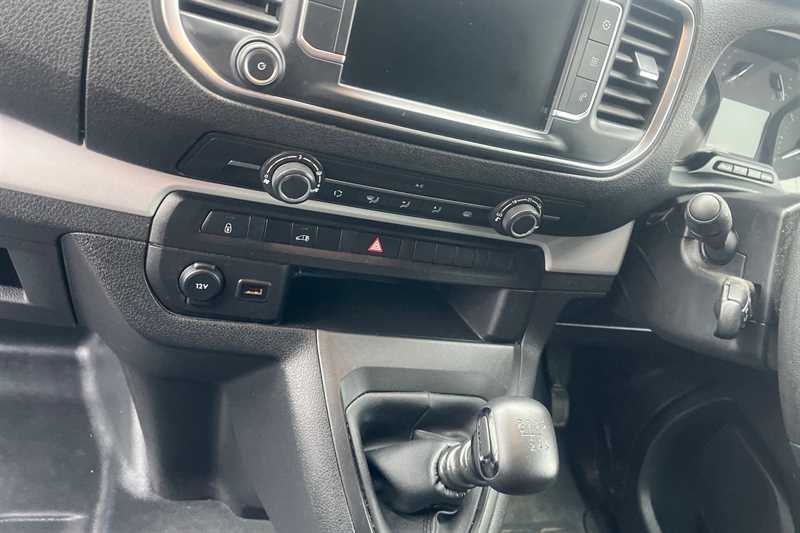 Used Vauxhall Vivaro 2023 for sale - 77588716: Photo 56