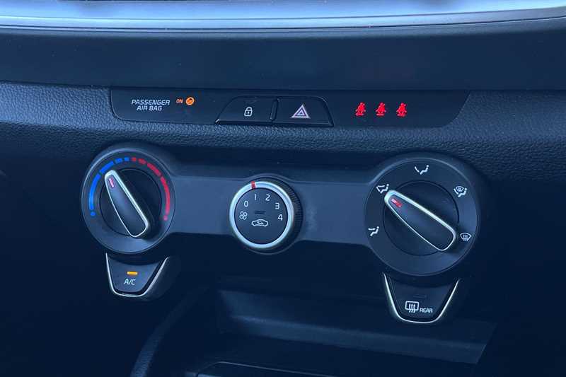 Used Kia Stonic 2022 for sale - 77471760: Photo 15