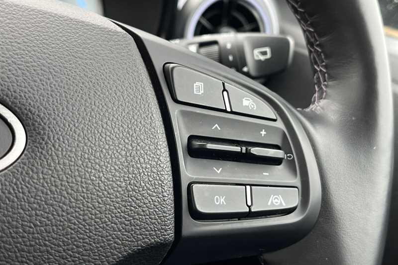 Used Hyundai i10 2023 for sale - 77706431: Photo 22