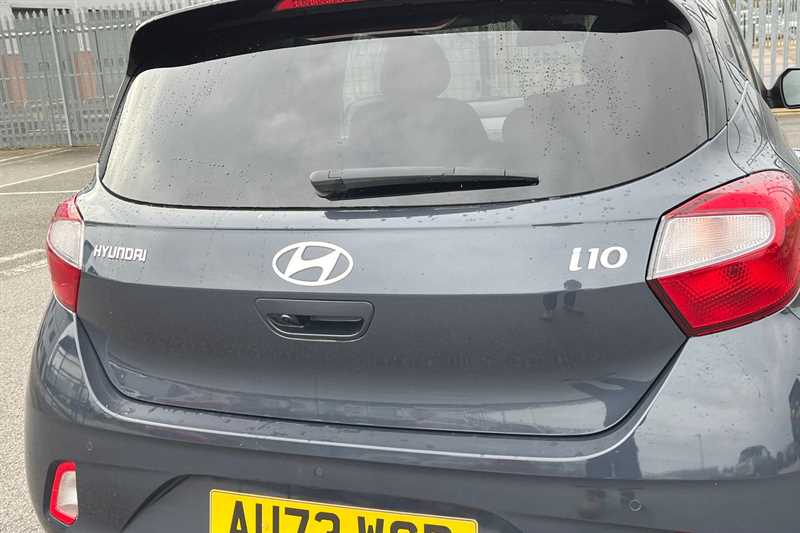 Used Hyundai i10 2023 for sale - 77706431: Photo 32