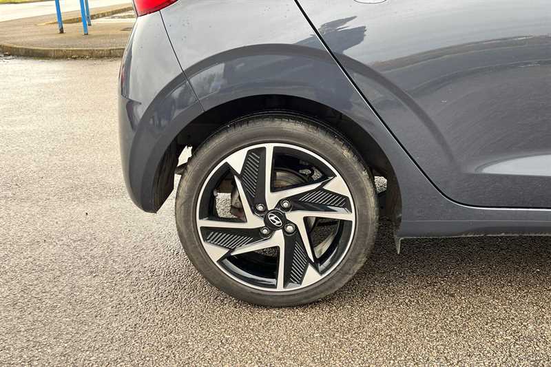 Used Hyundai i10 2023 for sale - 77706431: Photo 35