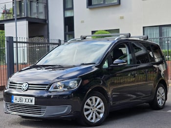 Used Volkswagen Touran 2011 for sale - 79382029: Photo