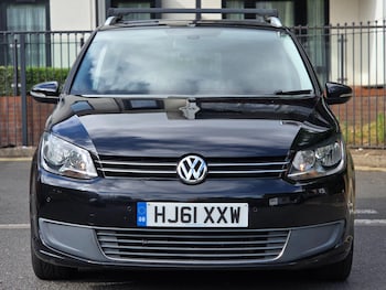 Used Volkswagen Touran 2011 for sale - 79382029: Photo