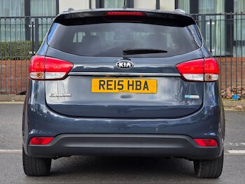 Used Kia Carens 2015 for sale - 79382047: Photo
