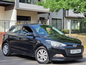 Used Hyundai i20 2017 for sale - 79382052: Photo