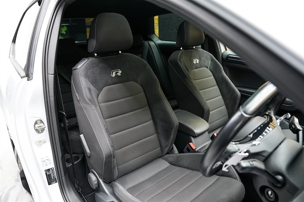 Used Volkswagen Golf 2018 for sale - 75636949: Photo 39